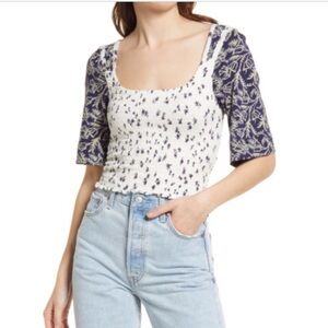 Free People
NWT
floral navy combo top
XL